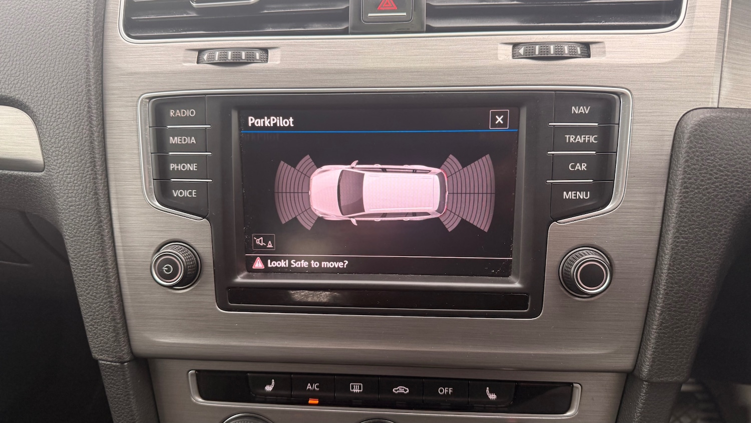 Used Volkswagen Golf 2016 for sale - 77062326: Photo 18