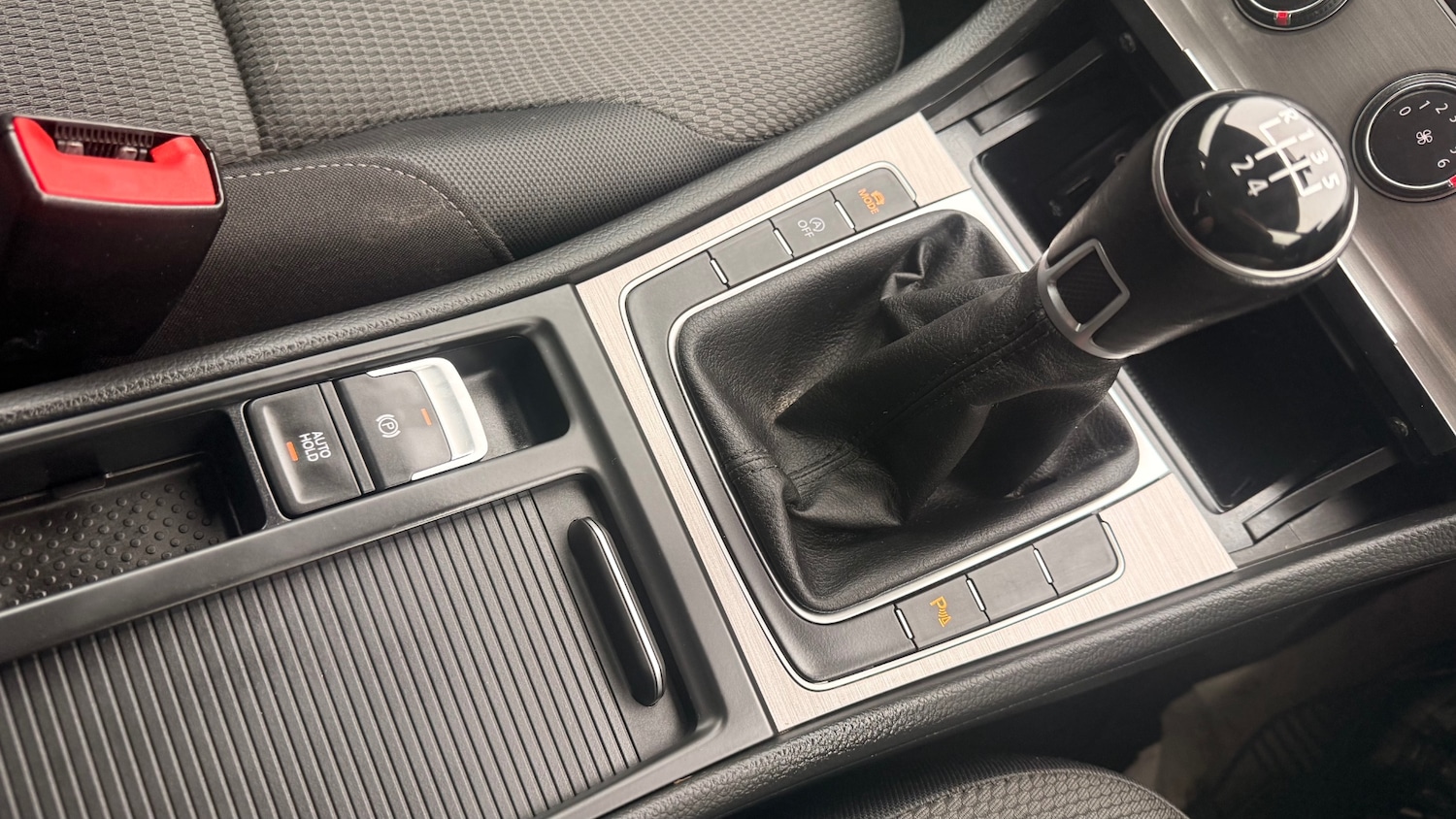 Used Volkswagen Golf 2016 for sale - 77062326: Photo 26