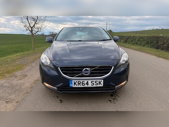Used Volvo V40 2014 for sale - 78409246: Photo