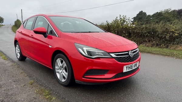 Used Vauxhall Astra 2016 for sale - 76149778: Photo 1