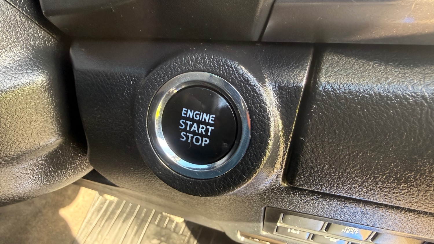 Used Toyota Hilux 2017 for sale - 77742457: Photo 22