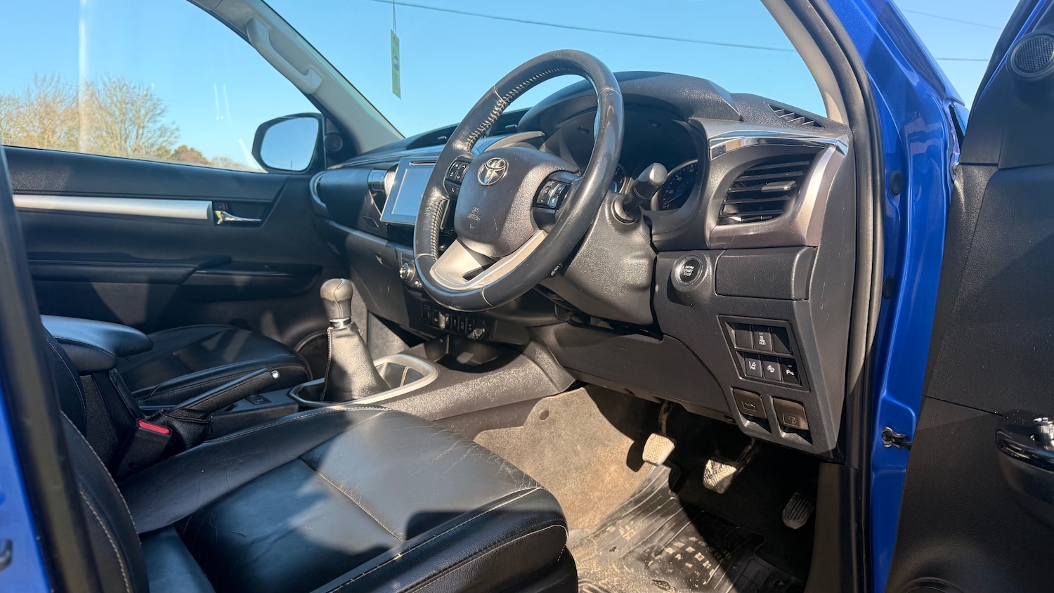 Used Toyota Hilux 2017 for sale - 77742457: Photo 9