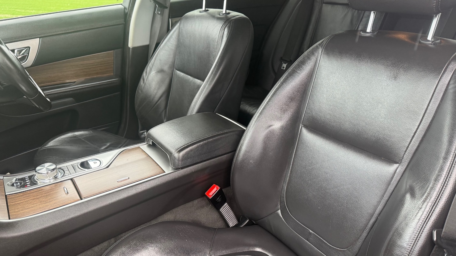 Used Jaguar XF 2014 for sale - 76553775: Photo 12