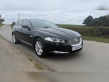 Used Jaguar XF 2014 for sale - 76553775: Photo