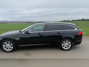 Used Jaguar XF 2014 for sale - 76553775: Photo