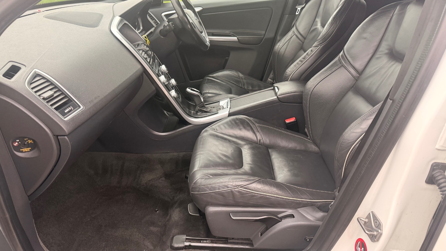 Used Volvo XC60 2017 for sale - 77062338: Photo 13