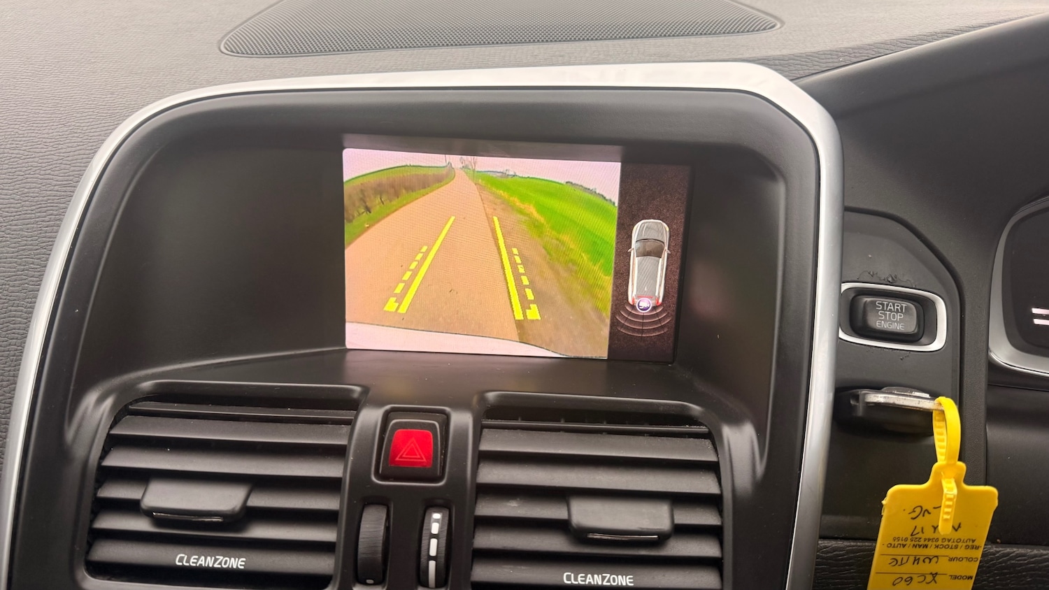 Used Volvo XC60 2017 for sale - 77062338: Photo 21