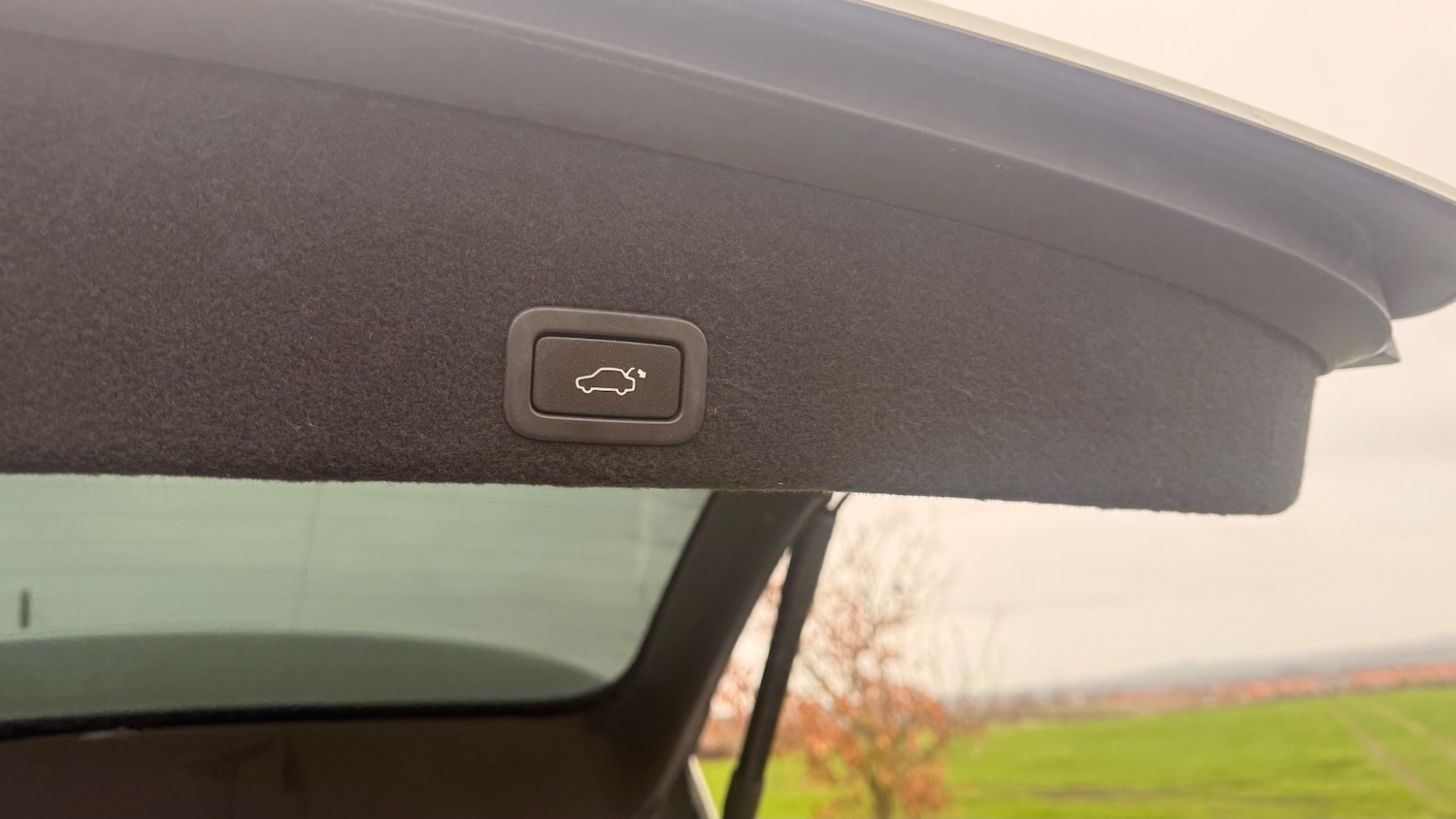 Used Volvo XC60 2017 for sale - 77062338: Photo 26