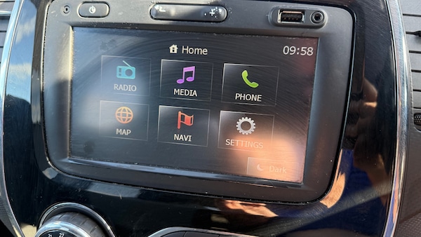 Used Renault Captur 2014 for sale - 76149751: Photo 15