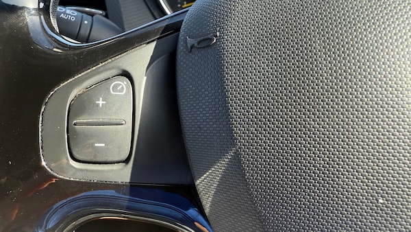 Used Renault Captur 2014 for sale - 76149751: Photo 19