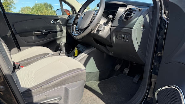 Used Renault Captur 2014 for sale - 76149751: Photo 9