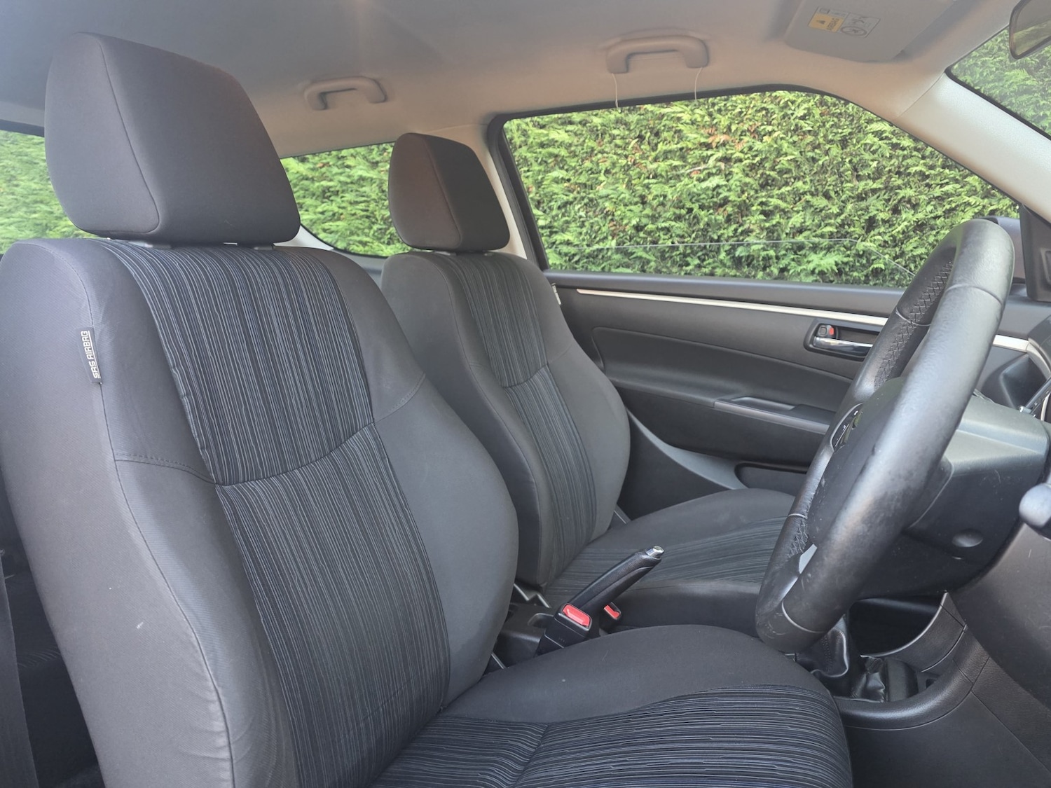 Used Suzuki Swift 2014 for sale - 76725724: Photo 10