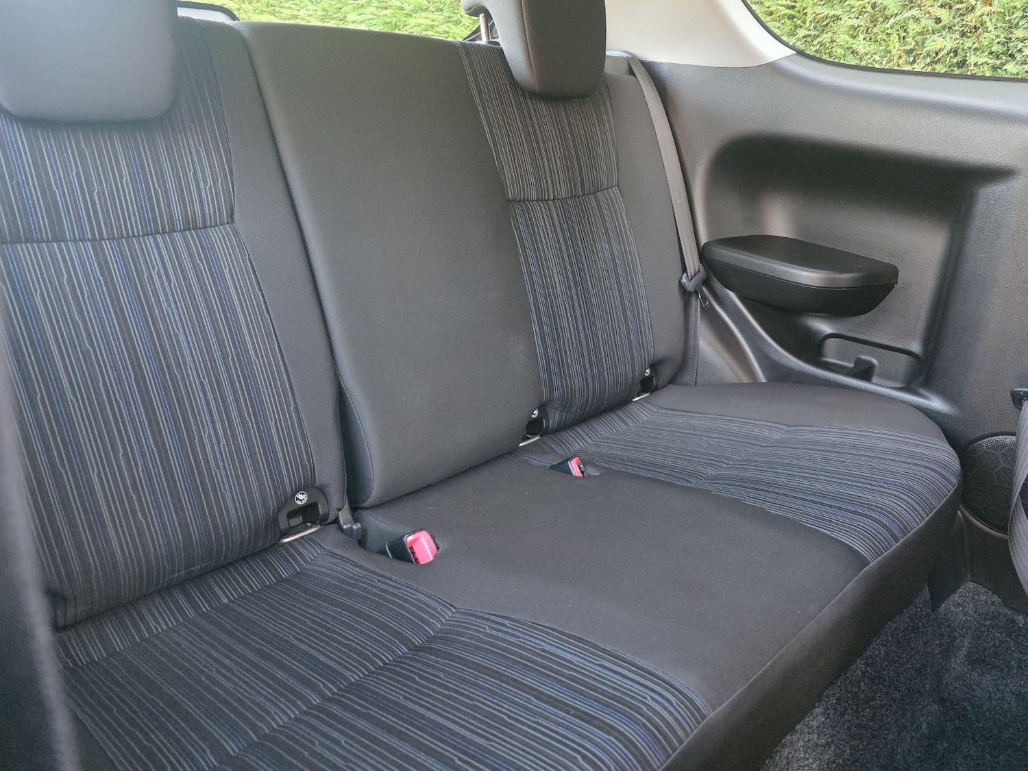 Used Suzuki Swift 2014 for sale - 76725724: Photo 16