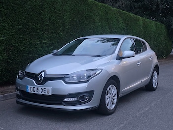 Used Renault Megane 2015 for sale - 78977203: Photo