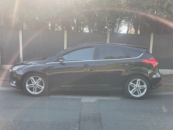 Used Ford Focus 2017 for sale - 79128445: Photo
