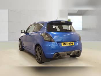 Used Suzuki Swift 2012 for sale - 79684268: Photo