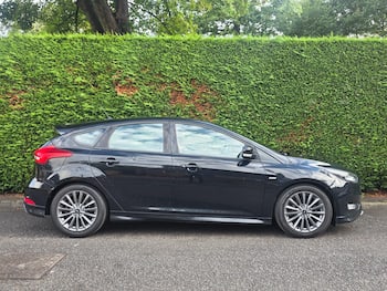 Used Ford Focus 2017 for sale - 79656936: Photo