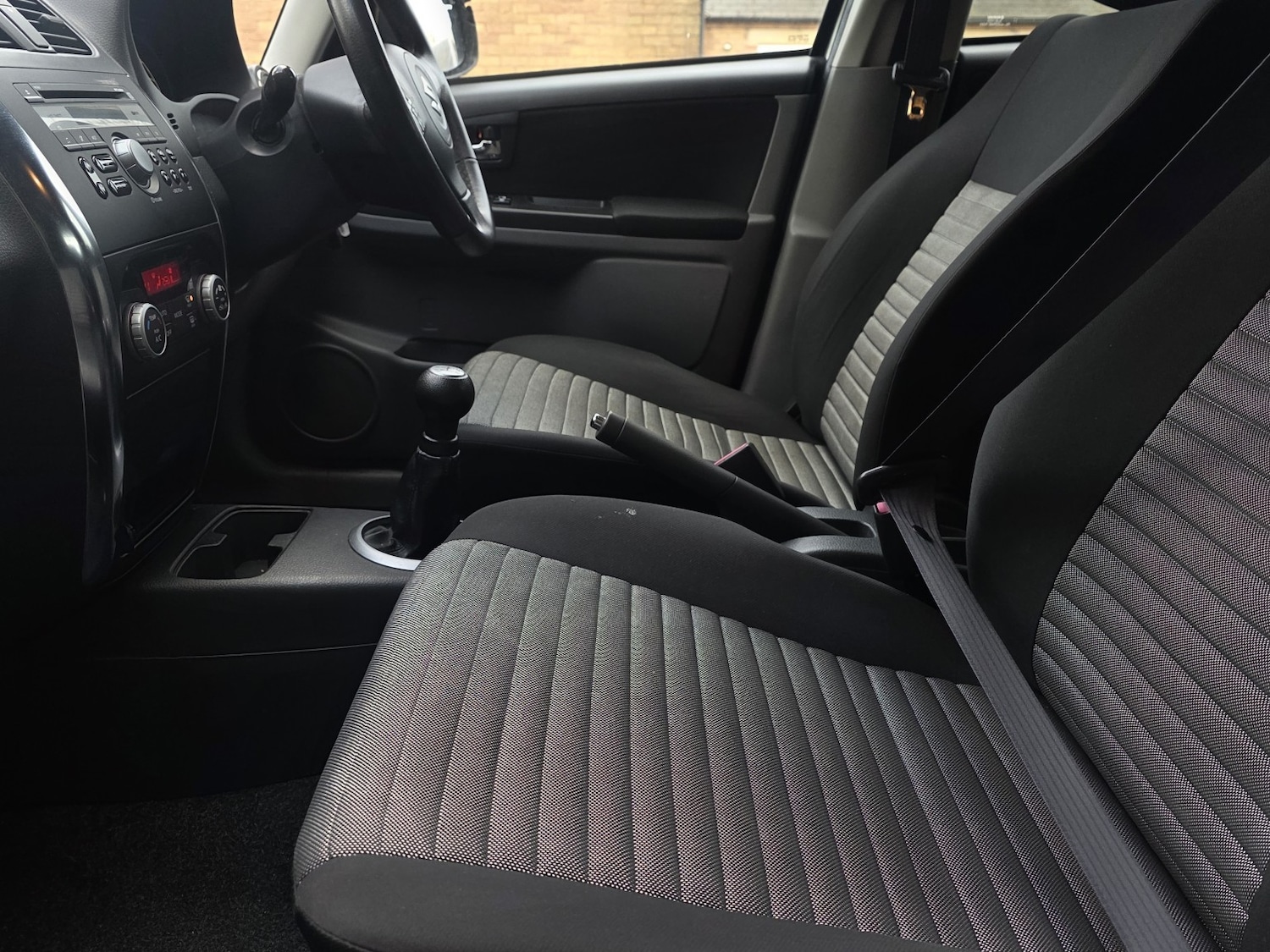 Used Suzuki SX4 2012 for sale - 76725698: Photo 11