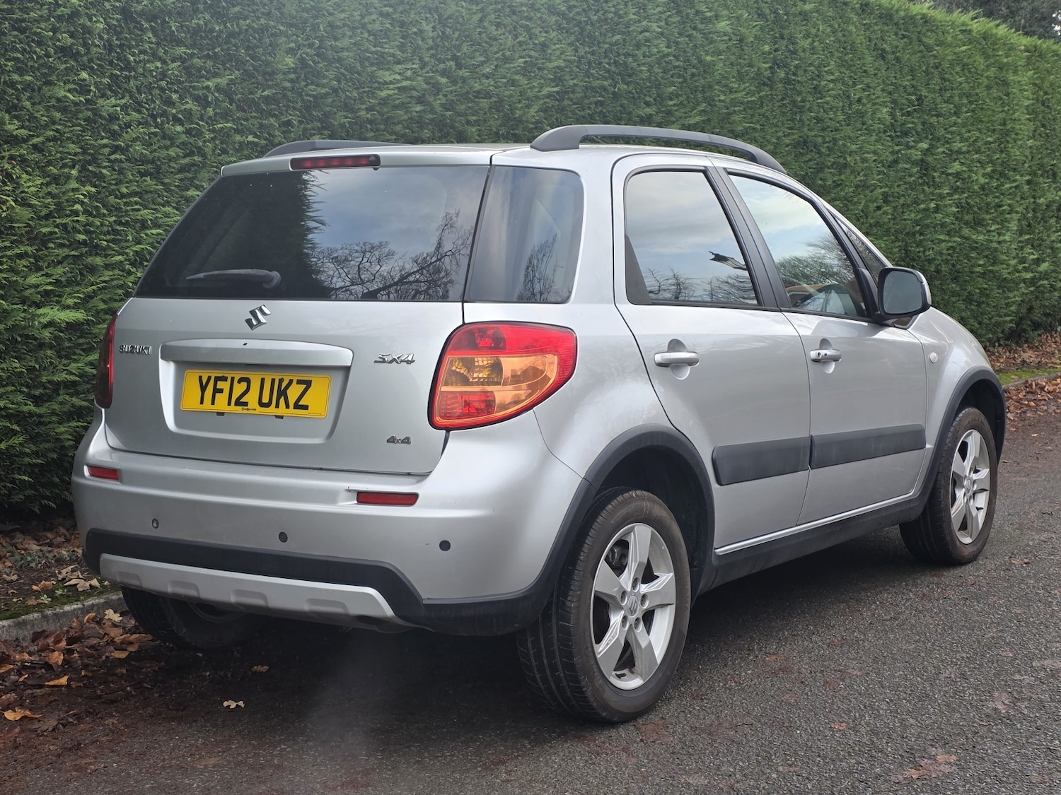 Used Suzuki SX4 2012 for sale - 76725698: Photo 6