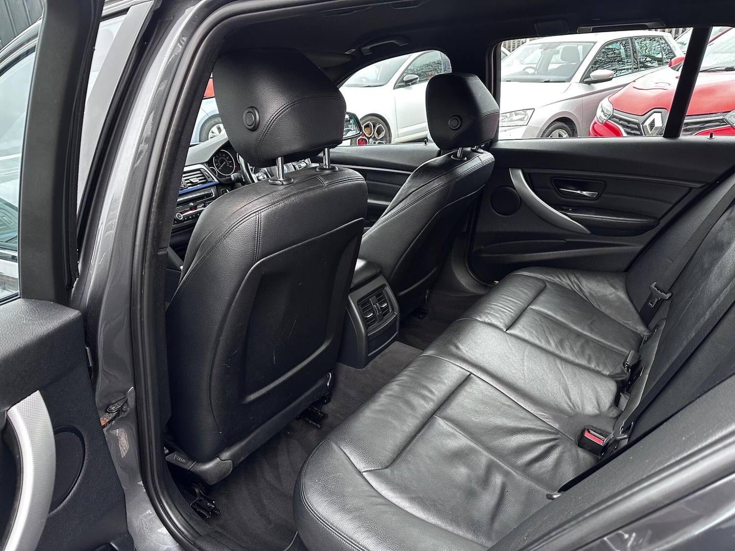 Used BMW 3 Series 2013 for sale - 76714918: Photo 22