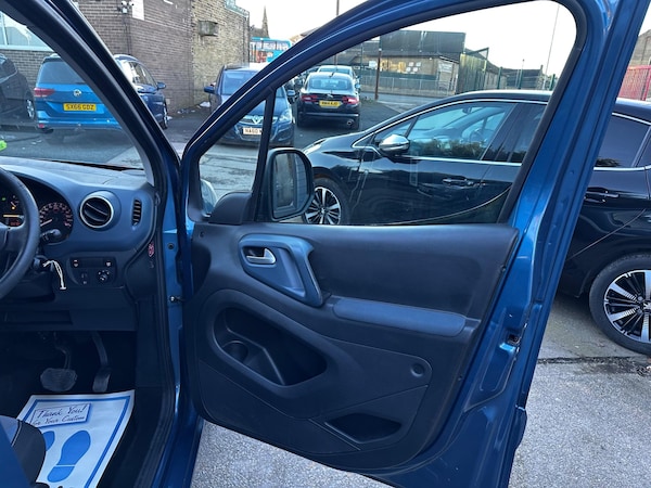 Used Peugeot Partner Tepee 2012 for sale - 76238919: Photo 18