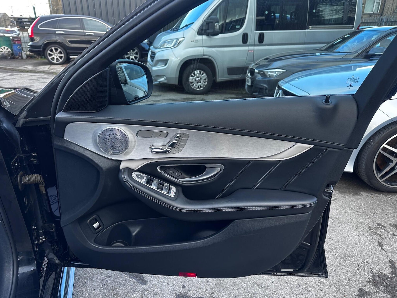 Used Mercedes-Benz C Class 2015 for sale - 77314720: Photo 25