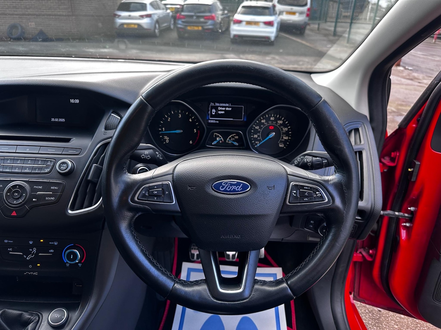 Used Ford Focus 2015 for sale - 77120886: Photo 26