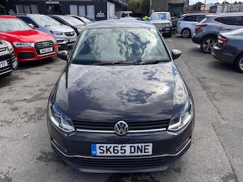 Used Volkswagen Polo 2015 for sale - 79388487: Photo
