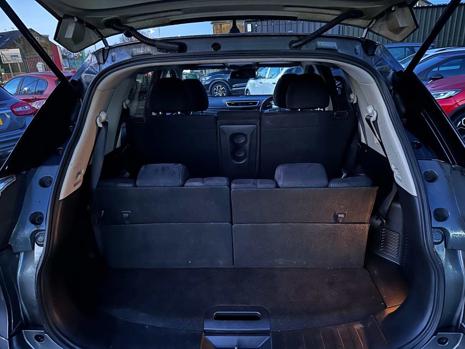 Used Nissan X-Trail 2017 for sale - 76620530: Photo 12