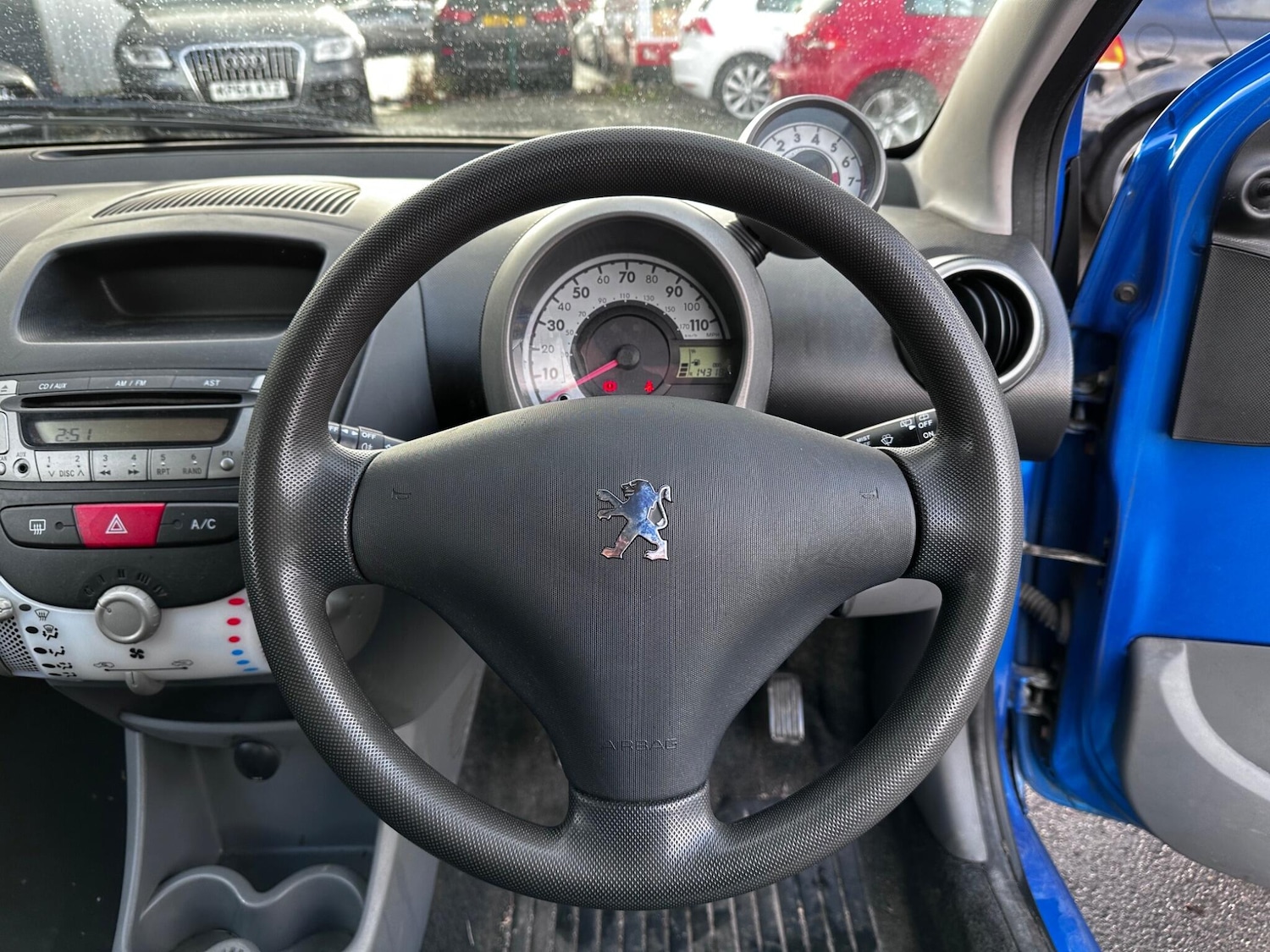 Used Peugeot 107 2009 for sale - 76850191: Photo 12