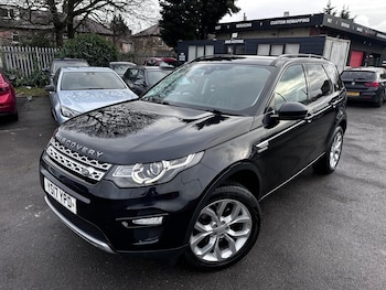 Used Land Rover Discovery Sport 2017 for sale - 77119818: Photo