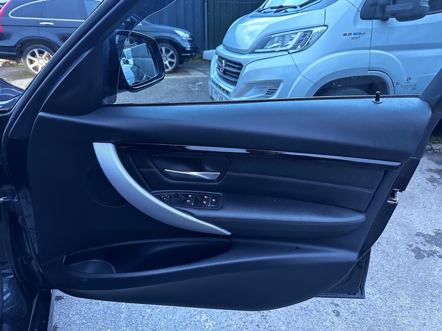 Used BMW 3 Series 2017 for sale - 77315449: Photo 16