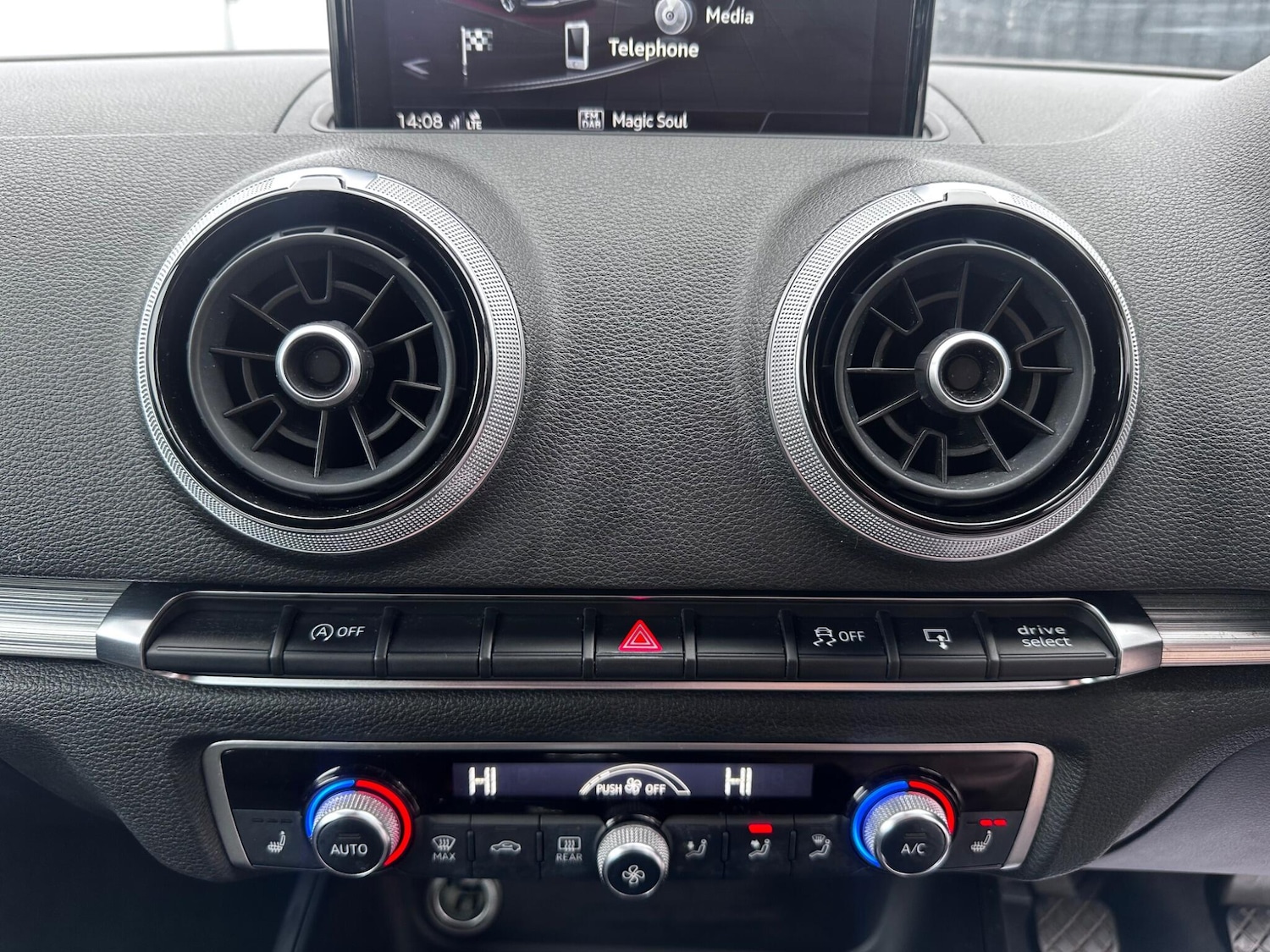 Used Audi A3 Cabriolet for sale - 77808739: Photo 33