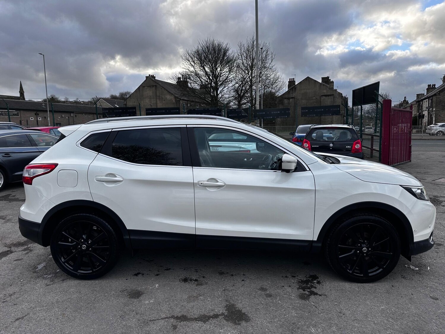 Used Nissan Qashqai 2014 for sale - 77839556: Photo 13