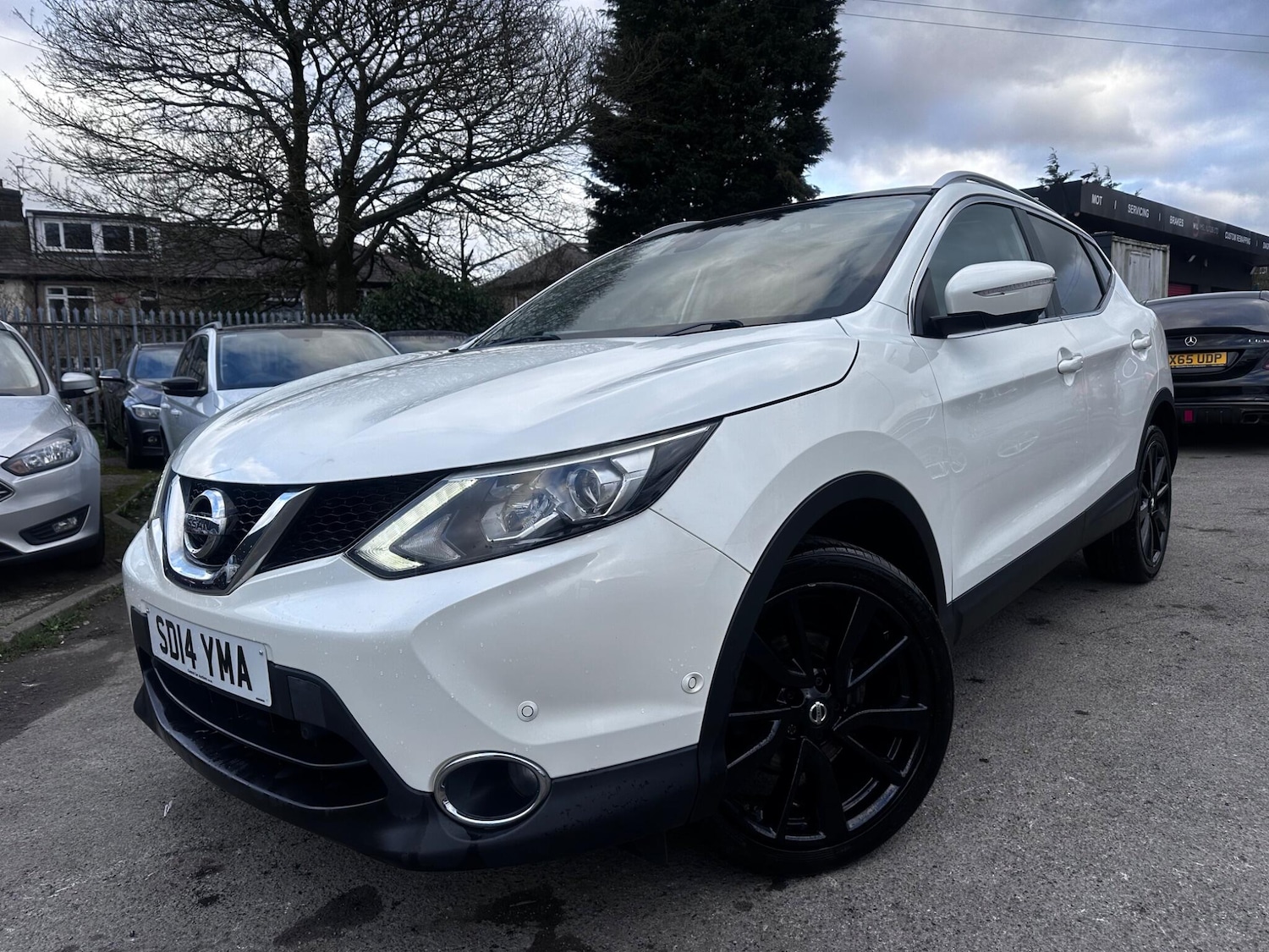 Used Nissan Qashqai 2014 for sale - 77839556: Photo 3