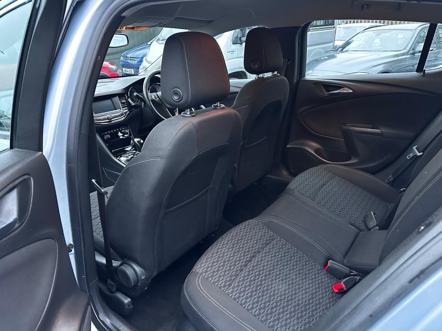 Used Vauxhall Astra 2018 for sale - 77456245: Photo 18