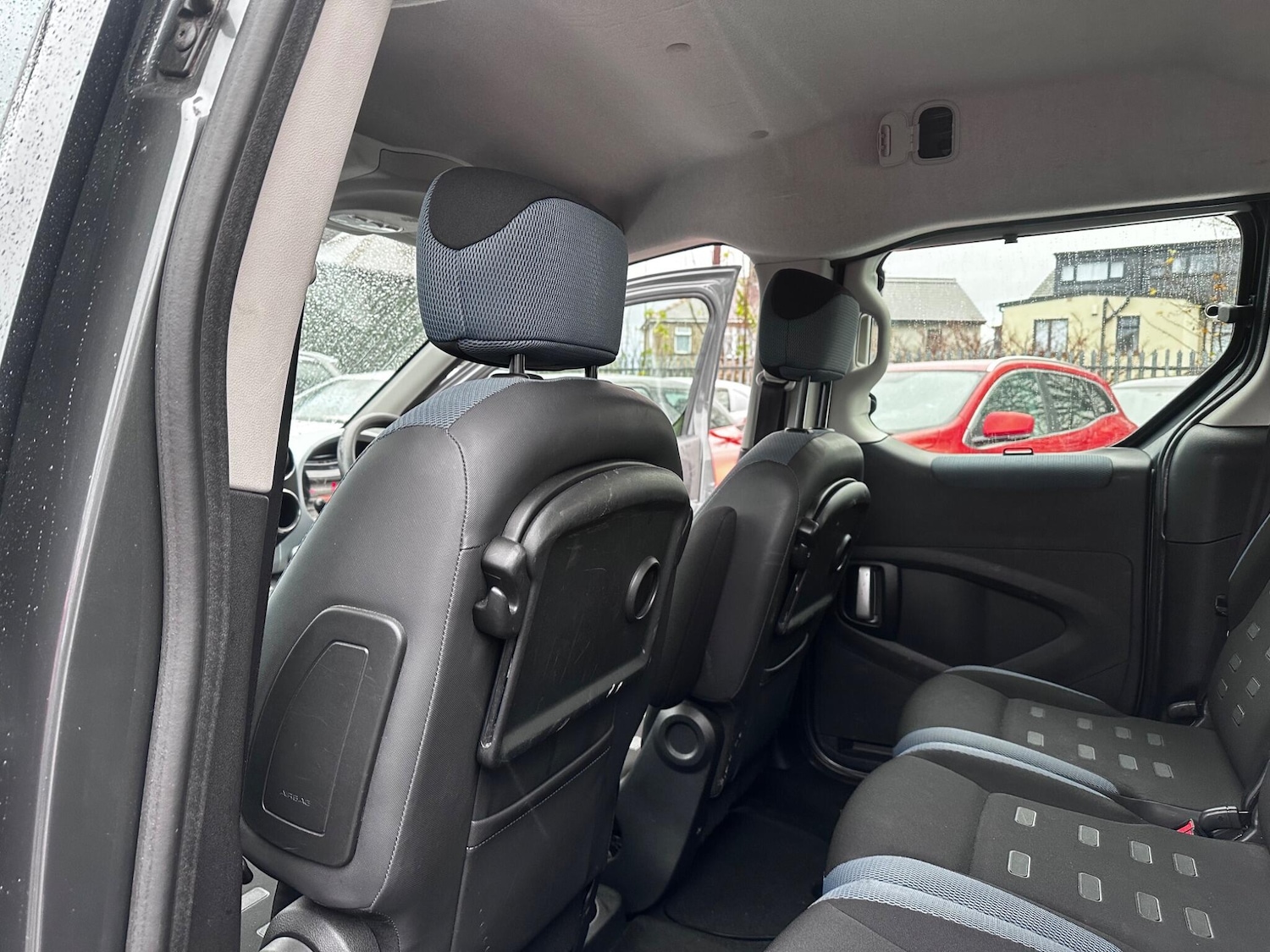 Used Citroen Berlingo Multispace 2013 for sale - 76620432: Photo 20