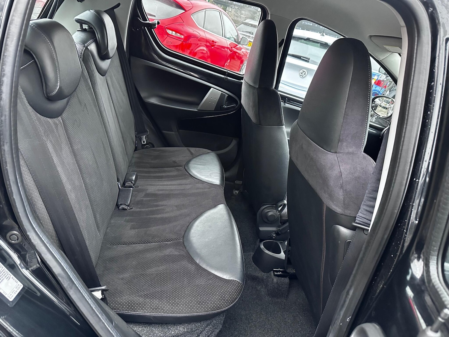 Used Toyota AYGO 2012 for sale - 77456172: Photo 16