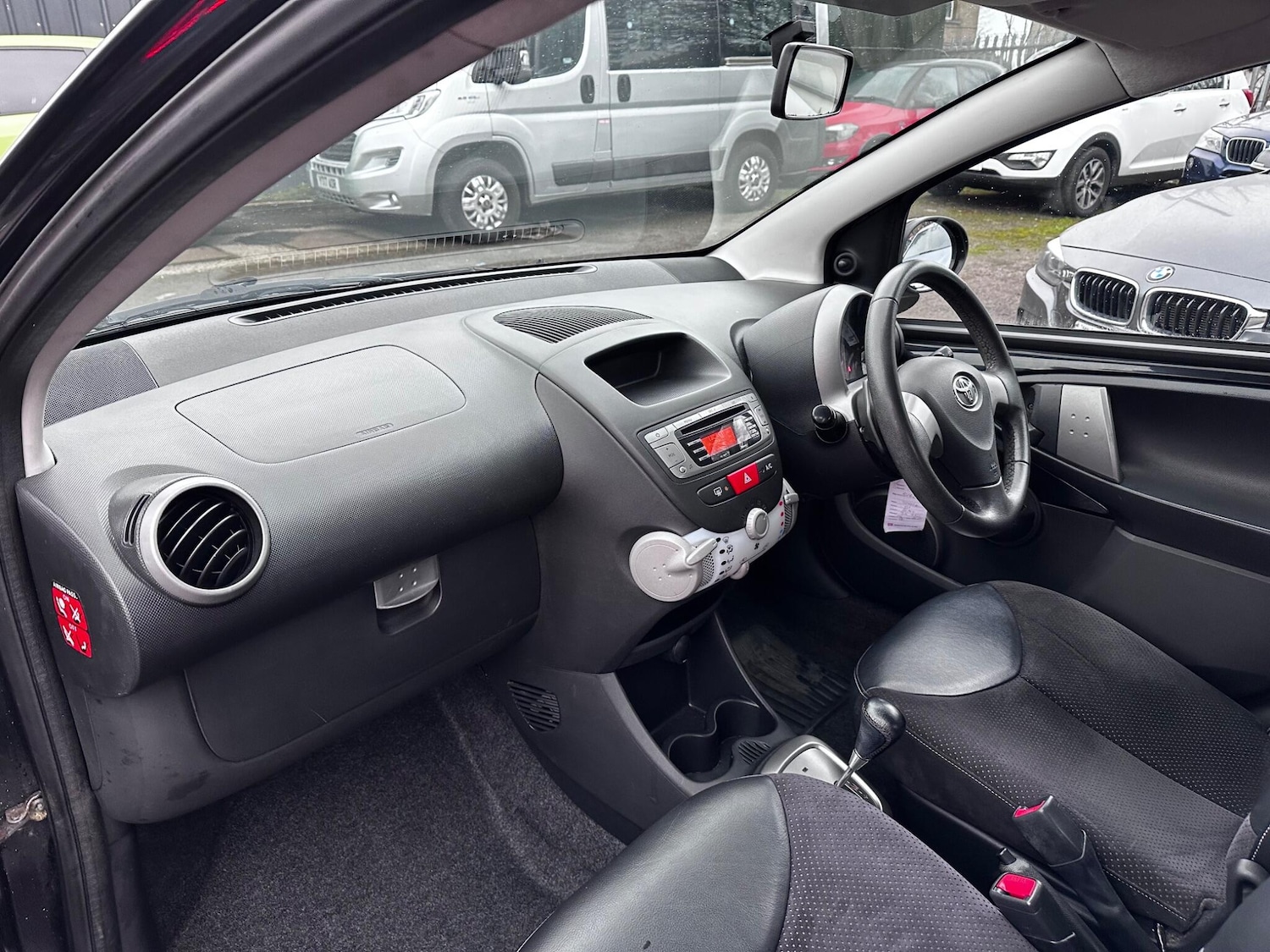 Used Toyota AYGO 2012 for sale - 77456172: Photo 21