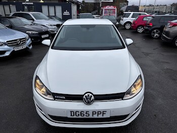 Used Volkswagen Golf 2015 for sale - 76765635: Photo