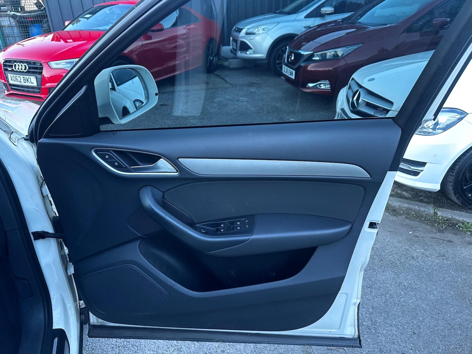 Used Audi Q3 for sale - 77925652: Photo 16