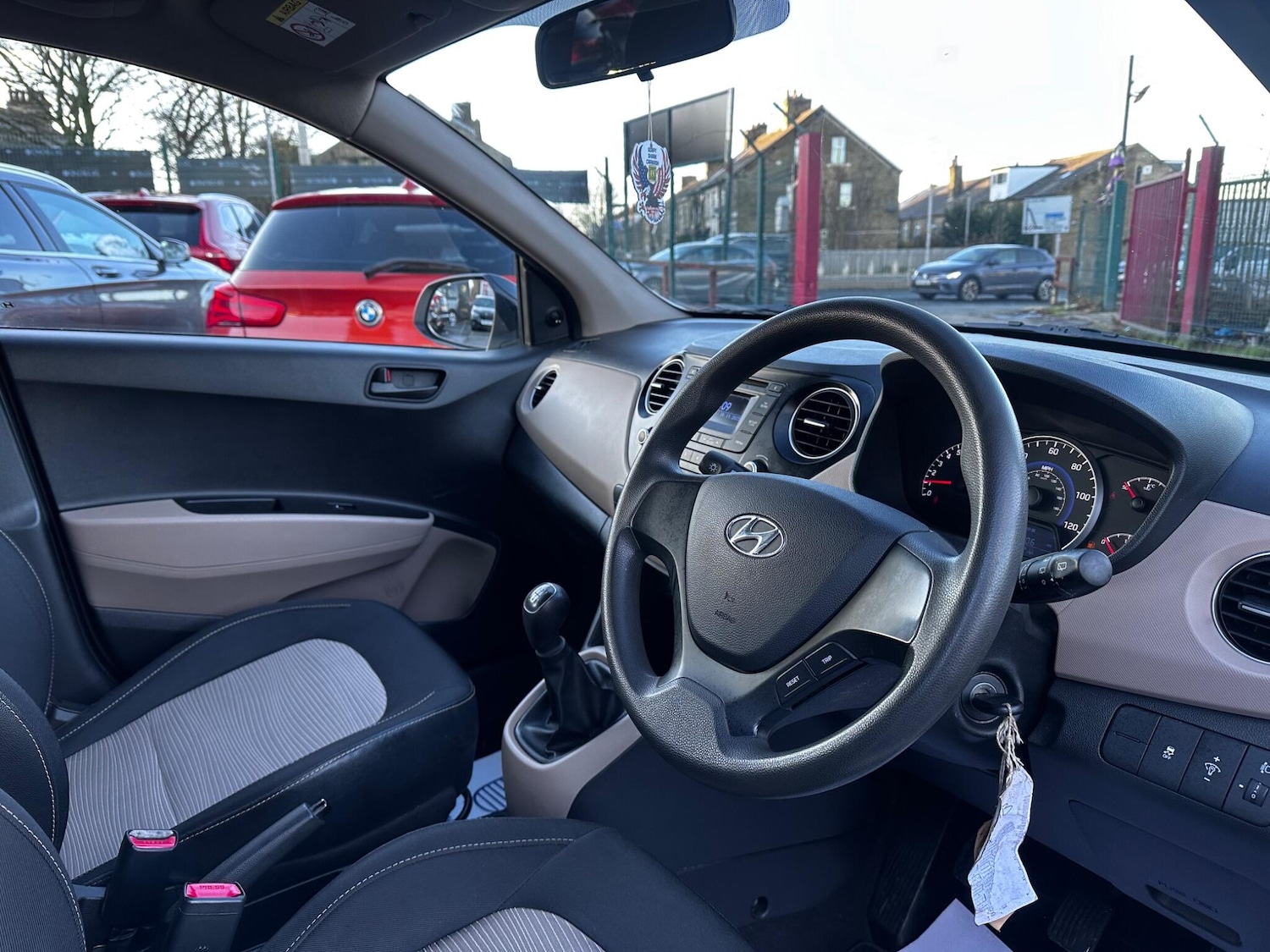 Used Hyundai i10 2014 for sale - 76620019: Photo 13