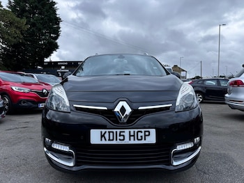 Used Renault Grand Scenic 2015 for sale - 75904613: Photo