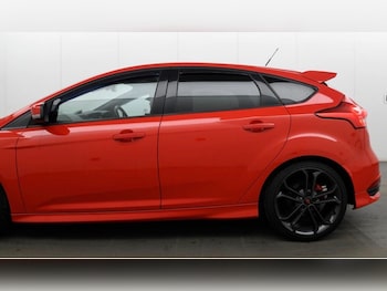 Used Ford Focus 2015 for sale - 79248748: Photo