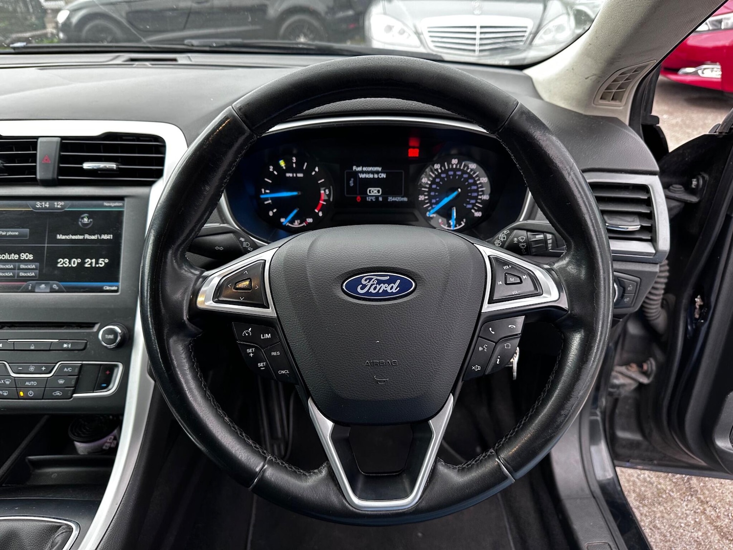 Used Ford Mondeo 2015 for sale - 77808317: Photo 23