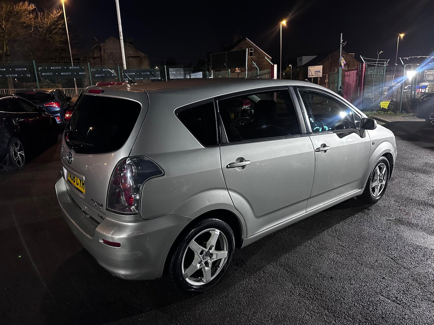 Used Toyota Corolla Verso 2006 for sale - 76742571: Photo 2