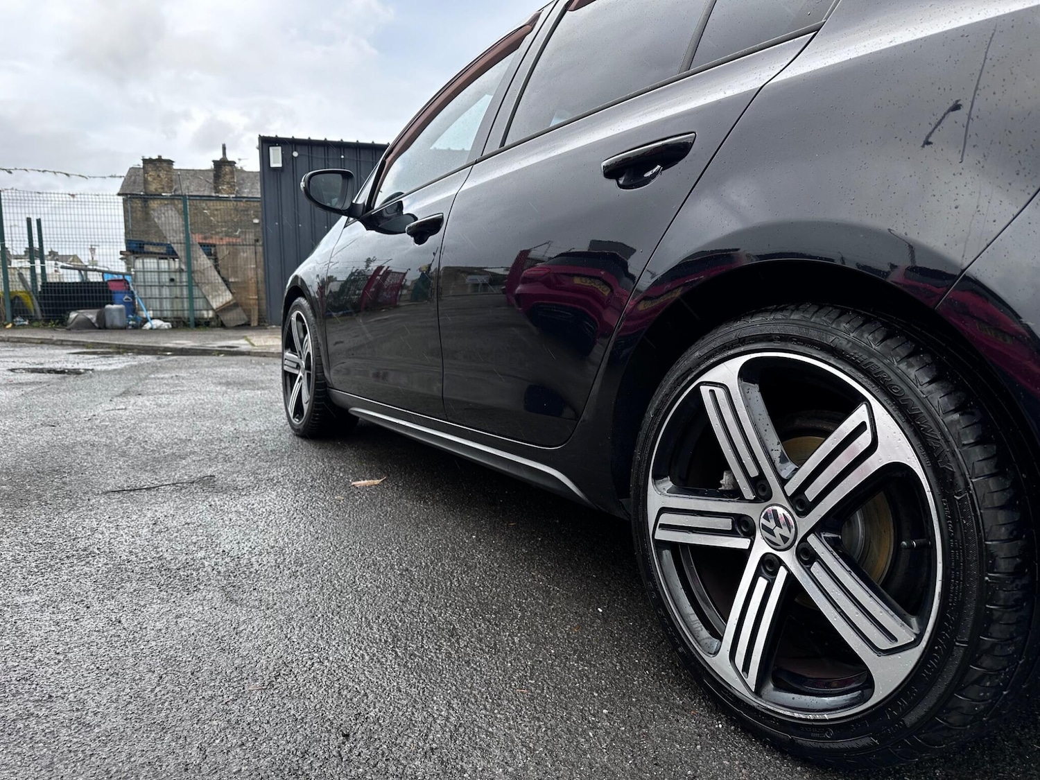 Used Volkswagen Golf 2010 for sale - 76175272: Photo 10