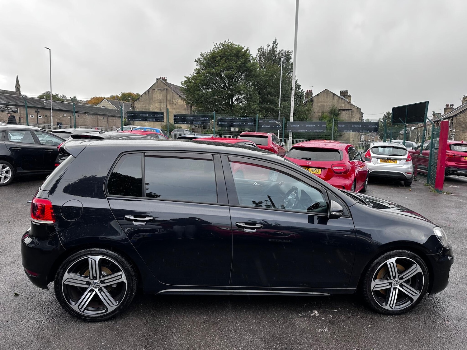 Used Volkswagen Golf 2010 for sale - 76175272: Photo 16