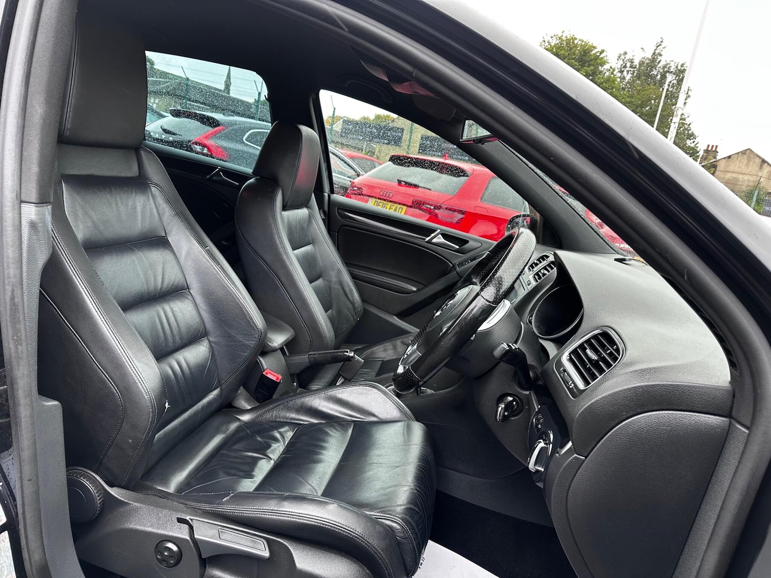 Used Volkswagen Golf 2010 for sale - 76175272: Photo 19