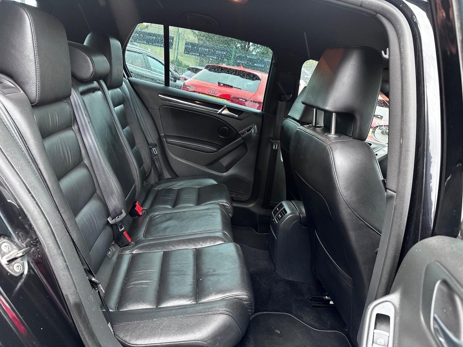 Used Volkswagen Golf 2010 for sale - 76175272: Photo 23